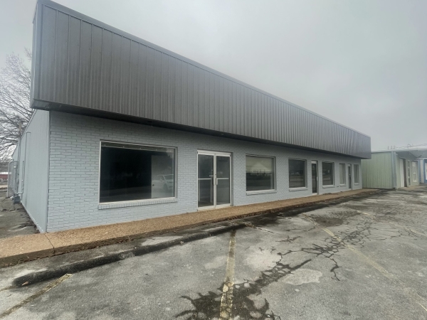 Listing Image #2 - Others for sale at 1405 Buffalo Rd N, Lawrenceburg TN 38464 Listing Image #2 - Others for sale at 1405 Buffalo Rd N, Lawrenceburg TN 38464