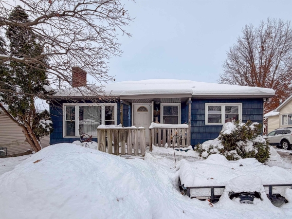 Listing Image #1 - Others for sale at 33 Meadow Lane, Dubuque IA 52001