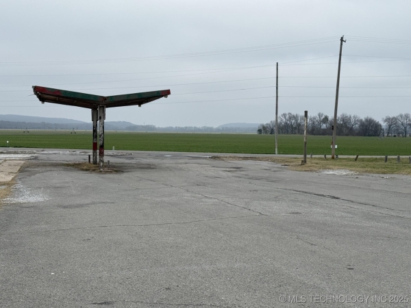 Listing Image #1 - Land for sale at 9999 Hwy 100, Webbers Falls OK 74470 Listing Image #1 - Land for sale at 9999 Hwy 100, Webbers Falls OK 74470