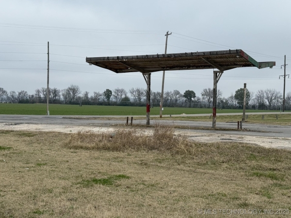 Listing Image #3 - Land for sale at 9999 Hwy 100, Webbers Falls OK 74470 Listing Image #3 - Land for sale at 9999 Hwy 100, Webbers Falls OK 74470