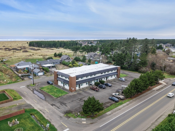 Listing Image #3 - Multi-family for sale at 1101 Pacific Ave N, Long Beach WA 98631 Listing Image #3 - Multi-family for sale at 1101 Pacific Ave N, Long Beach WA 98631