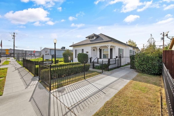 Listing Image #3 - Others for sale at 819 S Bridge Street, Visalia CA 93277 Listing Image #3 - Others for sale at 819 S Bridge Street, Visalia CA 93277