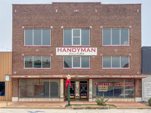 Listing Image #1 - Others for sale at 516 W Chickasha Avenue, Chickasha OK 73018 Listing Image #1 - Others for sale at 516 W Chickasha Avenue, Chickasha OK 73018