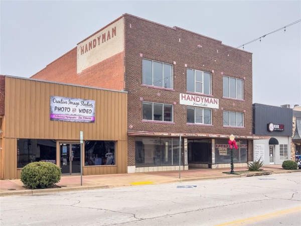 Listing Image #2 - Others for sale at 516 W Chickasha Avenue, Chickasha OK 73018 Listing Image #2 - Others for sale at 516 W Chickasha Avenue, Chickasha OK 73018