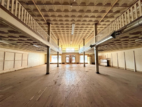 Listing Image #3 - Others for sale at 516 W Chickasha Avenue, Chickasha OK 73018 Listing Image #3 - Others for sale at 516 W Chickasha Avenue, Chickasha OK 73018