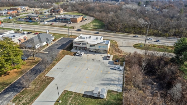 Listing Image #3 - Retail for sale at 1000 Jason PL, Chatham IL 62629 Listing Image #3 - Retail for sale at 1000 Jason PL, Chatham IL 62629