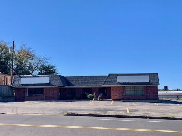 Listing Image #1 - Others for sale at 1017 McCann Rd., Longview TX 75601 Listing Image #1 - Others for sale at 1017 McCann Rd., Longview TX 75601
