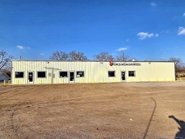 Listing Image #1 - Others for sale at 301 N F Street, Yale OK 74085