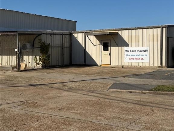 Listing Image #2 - Office for sale at 1626 Hodges Street, Lake Charles LA 70601