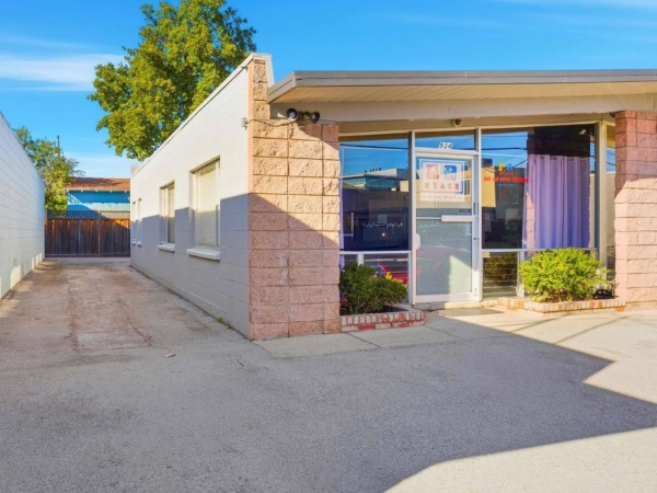 Listing Image #2 - Others for sale at 932 Terminal Way, San Carlos CA 94070 Listing Image #2 - Others for sale at 932 Terminal Way, San Carlos CA 94070