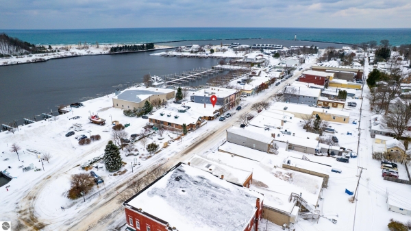 Listing Image #2 - Office for sale at 408 Main Street, Frankfort MI 49635 Listing Image #2 - Office for sale at 408 Main Street, Frankfort MI 49635