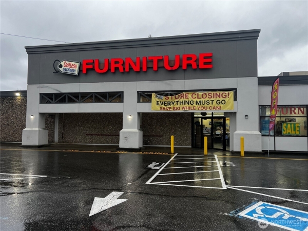 Listing Image #1 - Retail for sale at 9620 State Avenue, Marysville WA 98270