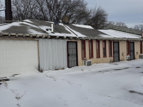 Listing Image #1 - Office for sale at 1175 E Napier Avenue, Benton Harbor MI 49022 Listing Image #1 - Office for sale at 1175 E Napier Avenue, Benton Harbor MI 49022