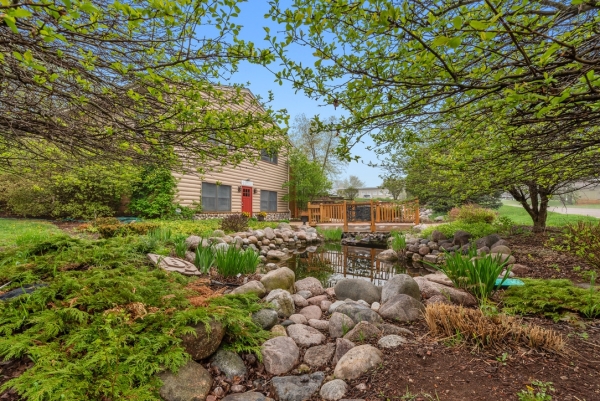 Listing Image #3 - Office for sale at N48W14336 Hampton Rd, Menomonee Falls WI 53051 Listing Image #3 - Office for sale at N48W14336 Hampton Rd, Menomonee Falls WI 53051