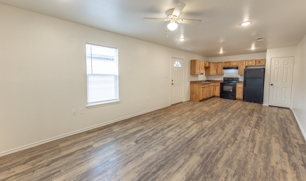 Listing Image #3 - Multi-family for sale at 2109 E Broadway, Lubbock TX 79403 Listing Image #3 - Multi-family for sale at 2109 E Broadway, Lubbock TX 79403