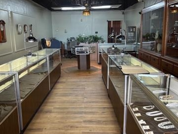 Listing Image #2 - Retail for sale at 128 & 130 E Main Street, West Frankfort IL 62896