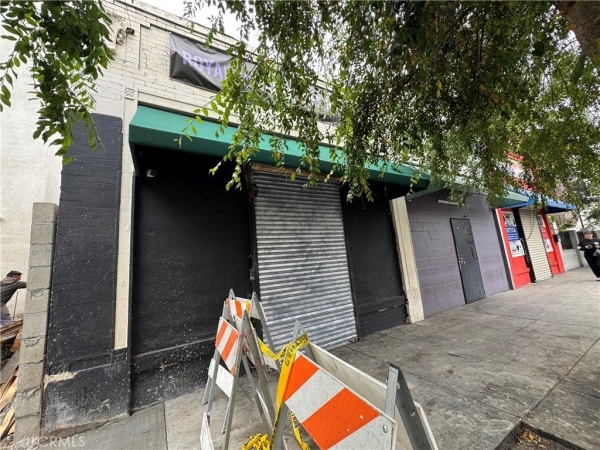 Listing Image #1 - Others for sale at 5226 S Vermont Avenue, Los Angeles CA 90037