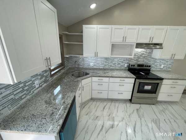 Listing Image #3 - Multi-family for sale at 23 Pine Crest Ridge, Woodstock CT 06281