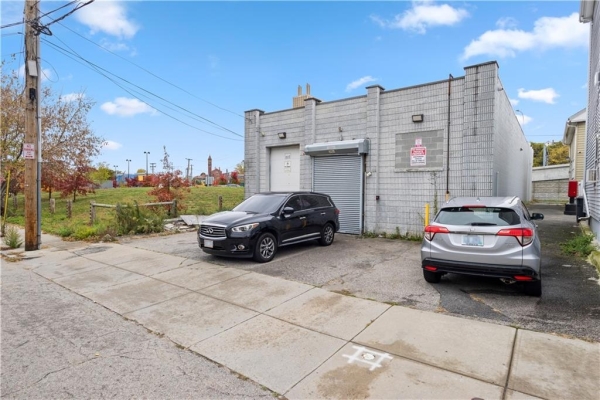 Listing Image #3 - Others for sale at 39 De Soto Street, Providence RI 02909