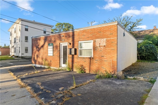 Listing Image #1 - Others for sale at 404 Smithfield Avenue, Pawtucket RI 02860