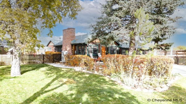 Listing Image #2 - Others for sale at 5907 Townsend Pl, Cheyenne WY 82009