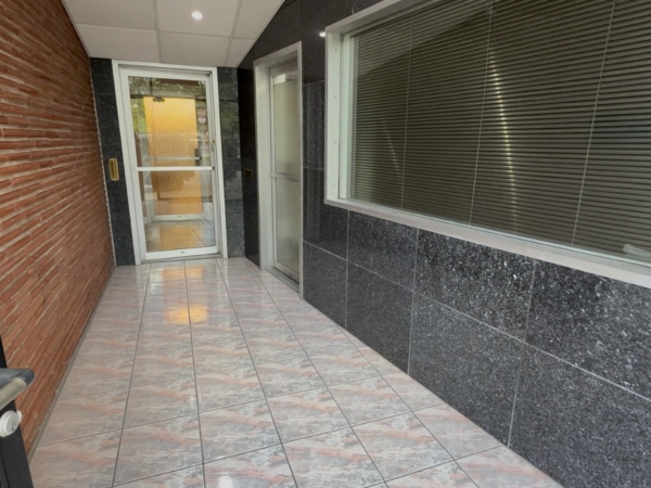 Listing Image #3 - Office for sale at 5307 W. Devon Ave, Chicago IL 60646