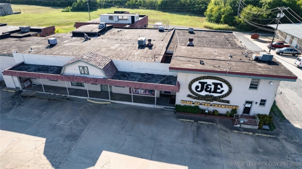 Listing Image #2 - Others for sale at 1509 N Main Street, Muskogee OK 74401