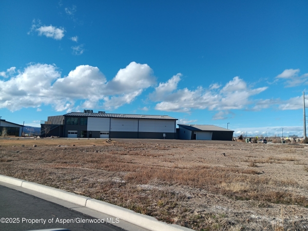 Listing Image #1 - Others for sale at 1675 Las Colonias Drive, Grand Junction CO 81501