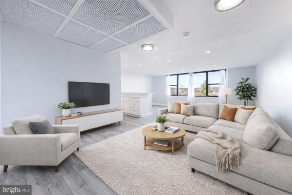 Listing Image #2 - Office for sale at 4600 Duke Street , 430, Alexandria VA 22304