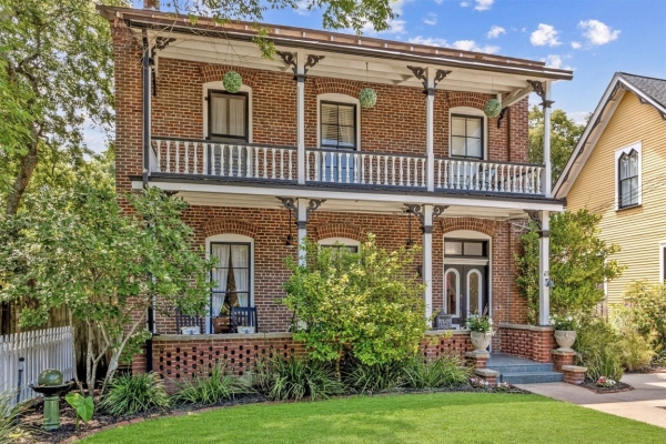 Listing Image #1 - Others for sale at 23 S 7th Street, Fernandina Beach FL 32034 Listing Image #1 - Others for sale at 23 S 7th Street, Fernandina Beach FL 32034