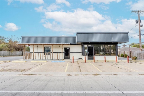 Listing Image #1 - Others for sale at 2500 Kirkman Street, Lake Charles LA 70601