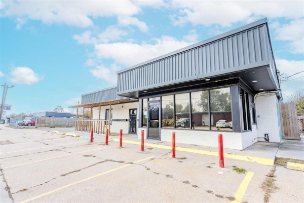 Listing Image #3 - Others for sale at 2500 Kirkman Street, Lake Charles LA 70601