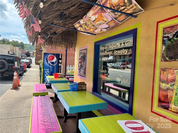 Listing Image #1 - Others for sale at 198 Oak Avenue, Spruce Pine NC 28777 Listing Image #1 - Others for sale at 198 Oak Avenue, Spruce Pine NC 28777