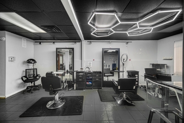 Listing Image #3 - Retail for sale at 350 E 87th St, Chicago IL 60619