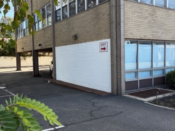 Listing Image #1 - Others for sale at 142 Mineola Ave, Roslyn Heights NY 11577