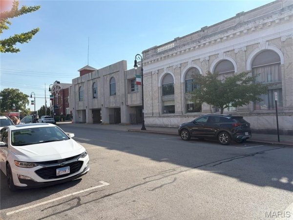 Listing Image #3 - Others for sale at 102 W Main Street, Collinsville IL 62234