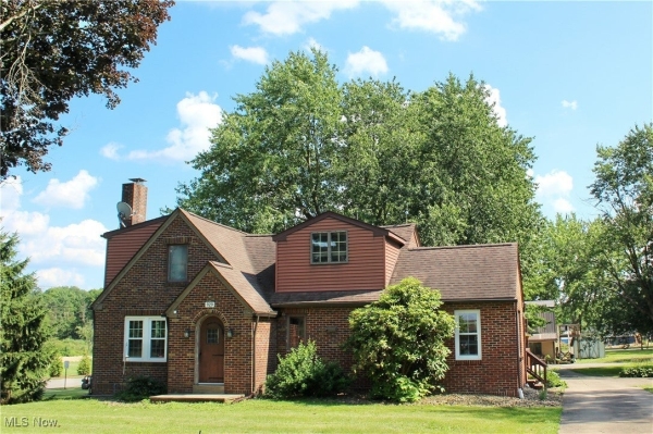 Listing Image #1 - Others for sale at 929 E Park Avenue (Commercial), Columbiana OH 44408