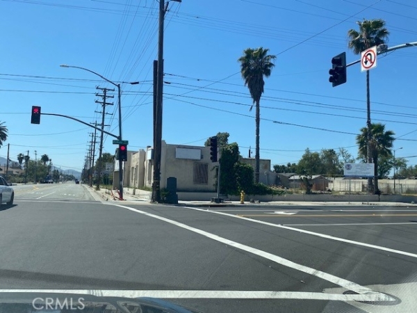 Listing Image #2 - Office for sale at 104 S Mount Vernon Avenue, San Bernardino CA 92410