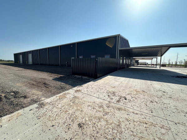 Listing Image #1 - Industrial for sale at 311 E cr 7200 (98th Street), Lubbock TX 79404