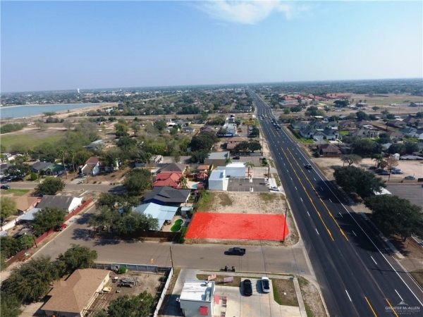 Listing Image #3 - Land for sale at 1608 W. Griffin Parkway, Mission TX 78572