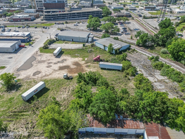 Listing Image #1 - Others for sale at 26th Avenue, Gulfport MS 39501 Listing Image #1 - Others for sale at 26th Avenue, Gulfport MS 39501