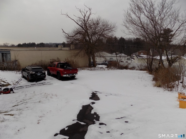 Listing Image #3 - Others for sale at 941 Farmington Avenue, Bristol CT 06010