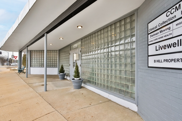 Listing Image #3 - Office for sale at 8730 Big Bend Blvd, Webster Groves MO 63119