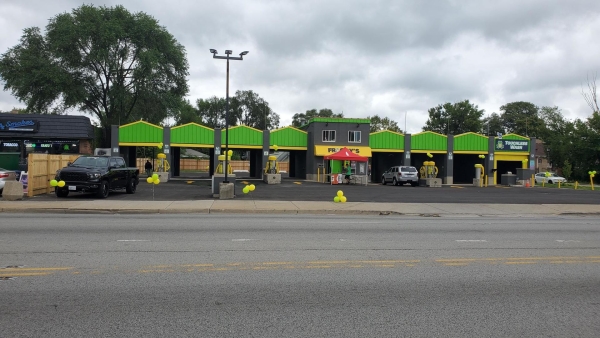 Listing Image #1 - Others for sale at 801 W Roosevelt Road, Maywood IL 60153