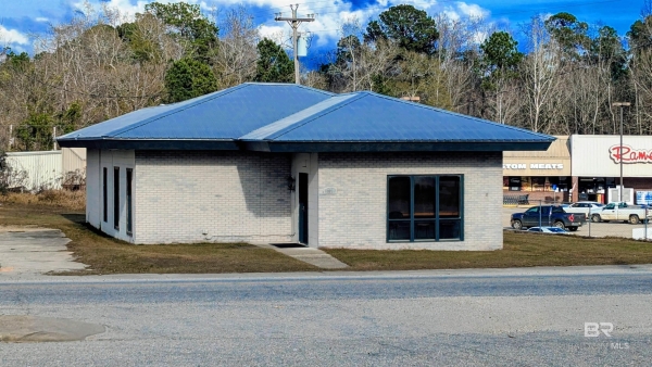 Listing Image #1 - Others for sale at 13505 Saint Stephens Avenue, Chatom AL 36518