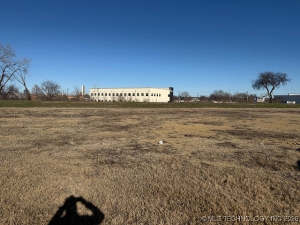 Listing Image #3 - Land for sale at 649 W 101st Place, Jenks OK 74037