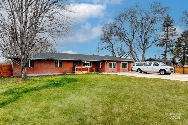 Listing Image #2 - Others for sale at 819 S Powerline Rd, Nampa ID 83686