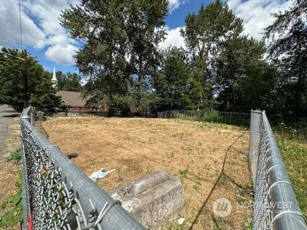 Listing Image #3 - Industrial for sale at 1 St & Myers Way S, Seattle WA 98108