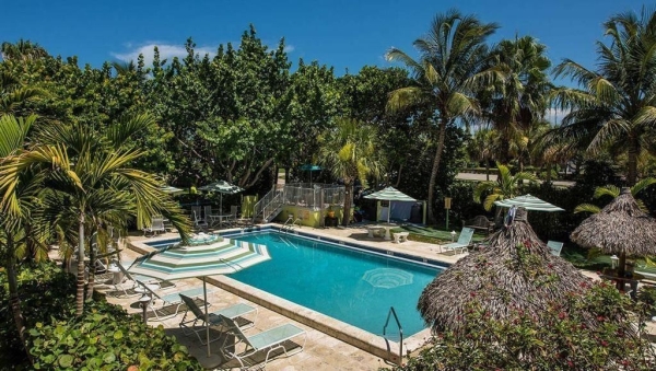 Listing Image #3 - Others for sale at 1705 Ocean Drive, Vero Beach FL 32963