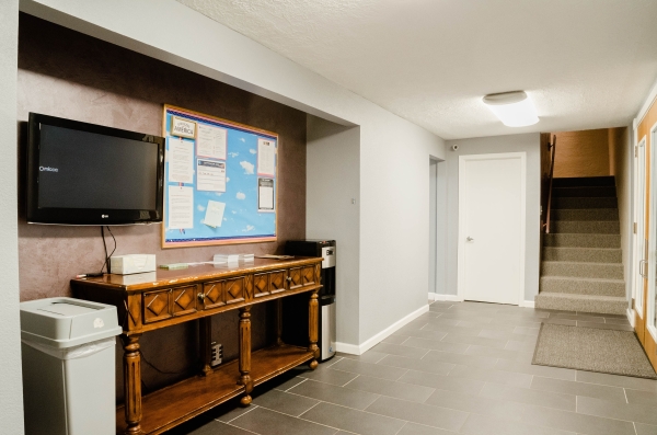 Listing Image #3 - Others for sale at 1201 Monterey Avenue, Farmington NM 87401